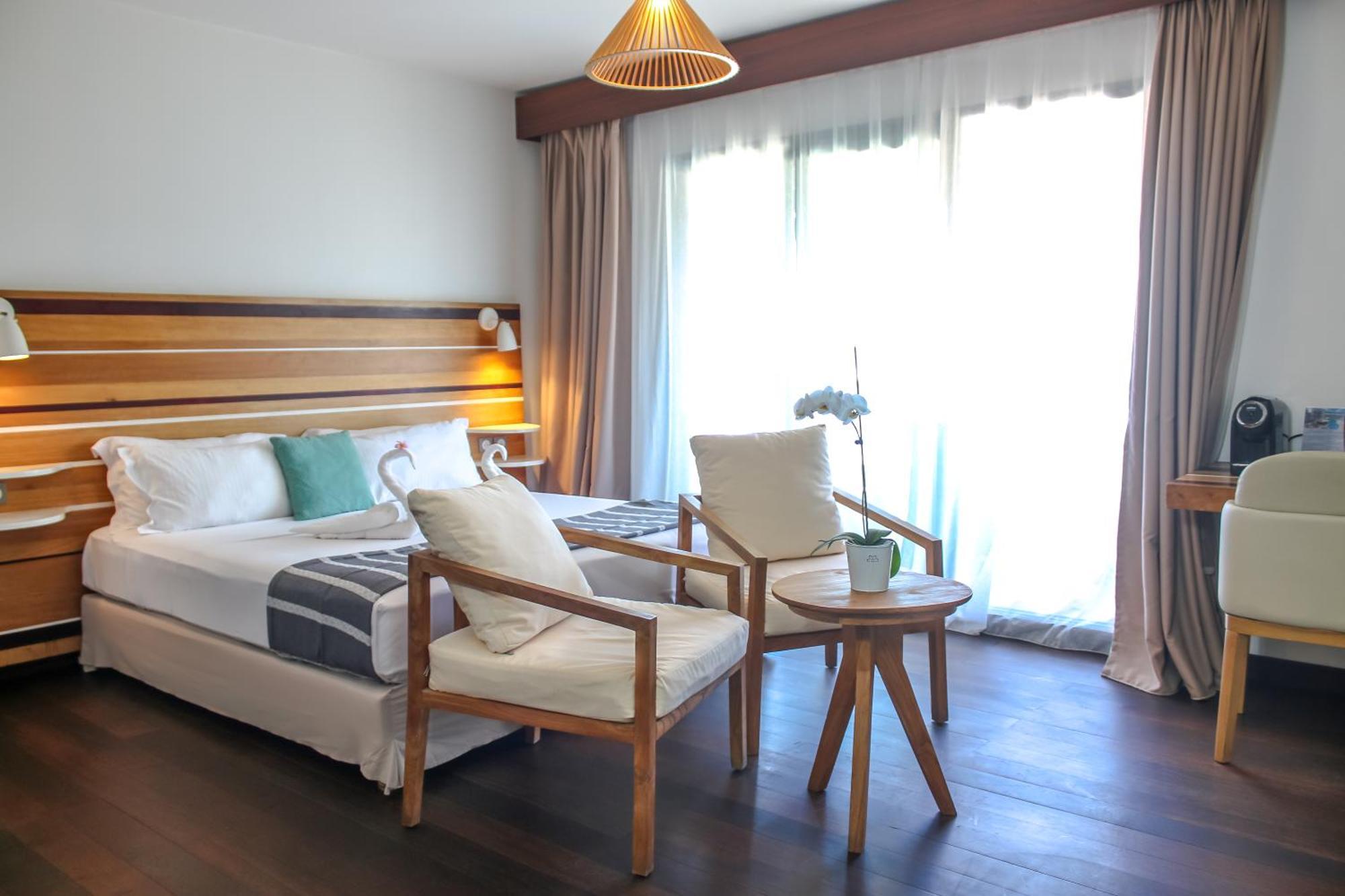 Le Battant Des Lames Hotel Saint Pierre Buitenkant foto